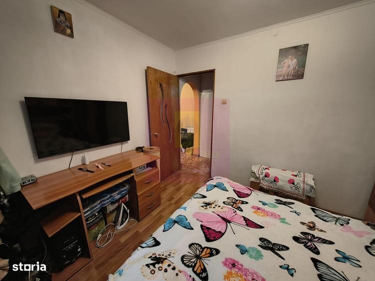 Apartament cu 3 camere decomandat în Colentina