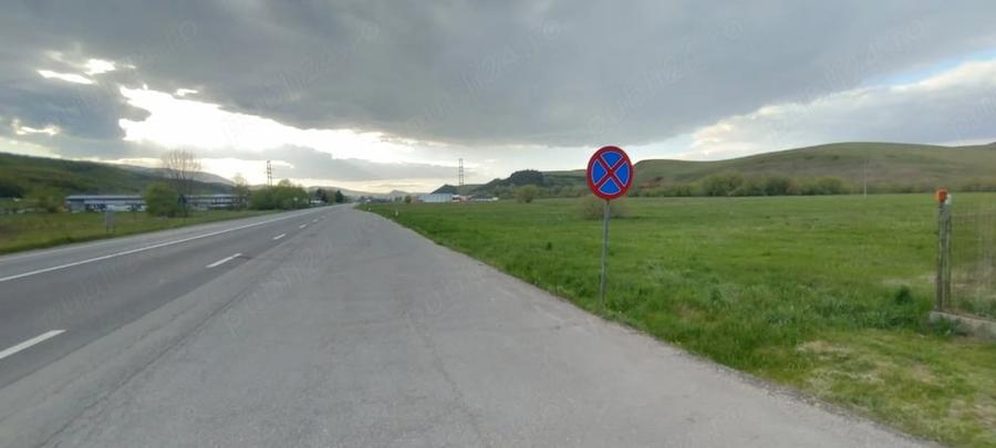 Teren de 4653 mp, în Căpușu Mare