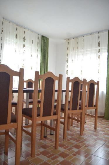 Casă cu 5 camere cu Teren 186 Mp în Valea Alba