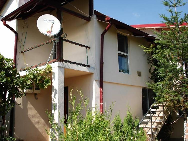Casă individuală cu 4 camere cu Teren 400 Mp în Merei