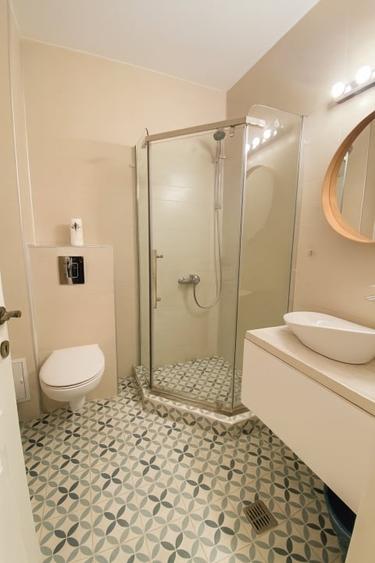 Apartament cu 2 camere decomandat, mobilat în Faleza Nord
