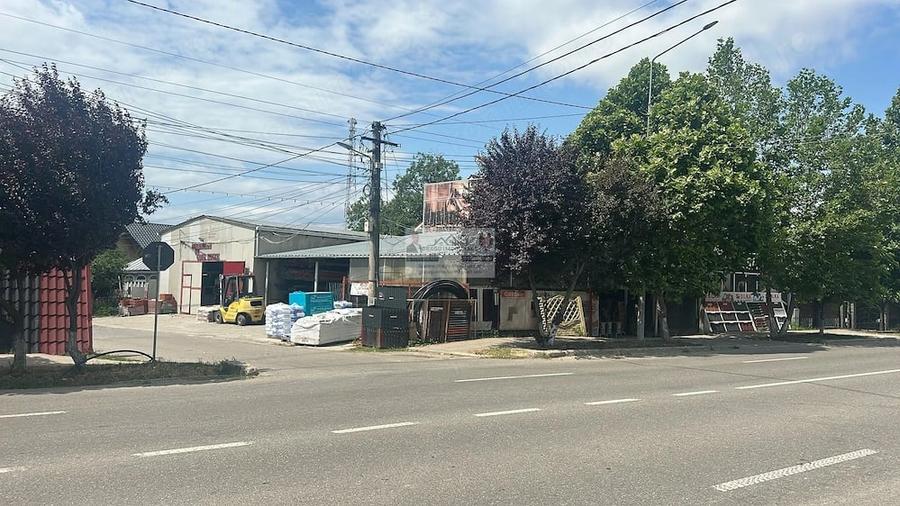 Spațiu comercial, de 800 mp, în Nord