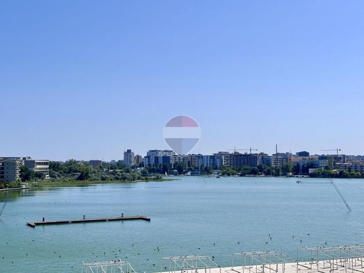 Apartament cu 2 camere semidecomandat, mobilat în Sud