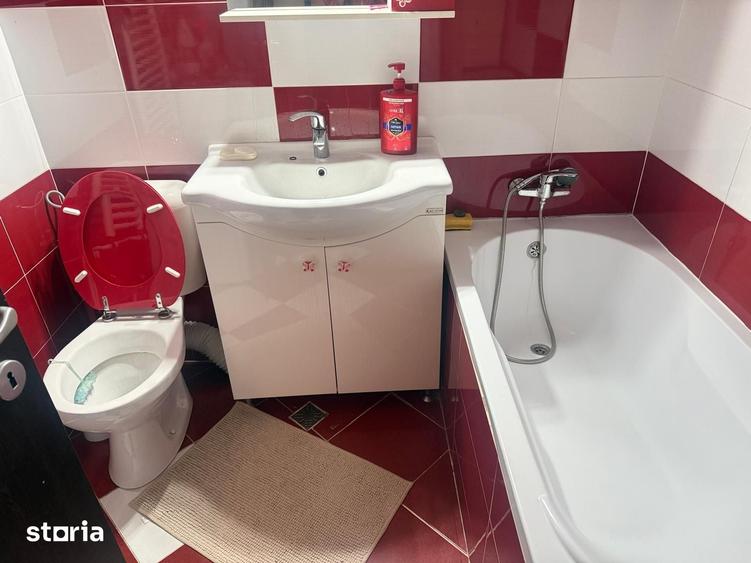 Apartament cu 2 camere decomandat în Central