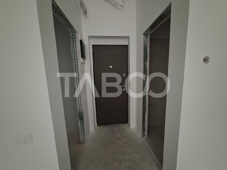Apartament de vanzare 3 camere 3 bai zona centrala - predare la ALB - 8