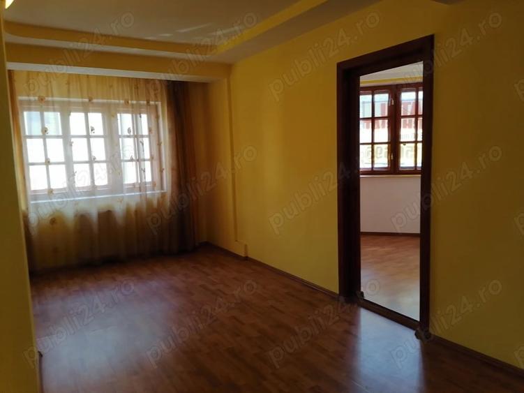 Spațiu comercial, de 300 mp, în Ultracentral