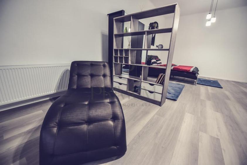Apartament cu 3 camere decomandat în Ultracentral — fotografia 1