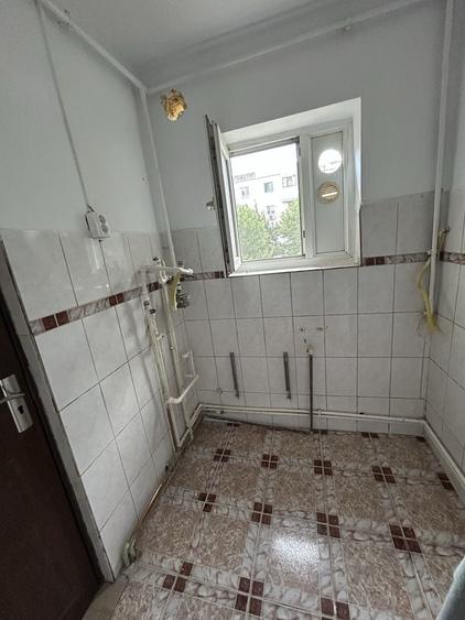 Garsonieră decomandată în Exterior Vest