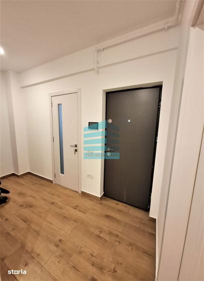 Apartament cu 3 camere decomandat în Central — fotografia 3