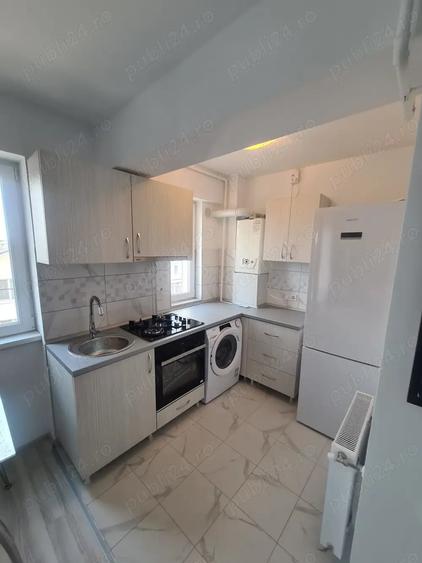 Garsonieră decomandată în Central