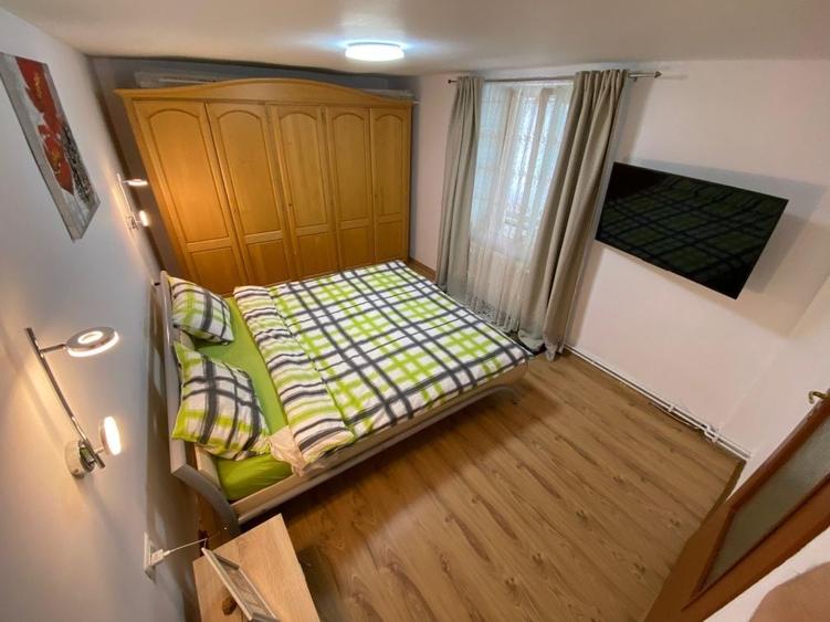 Casă cu 4 camere în Horia