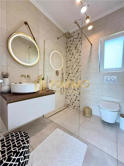 Casă individuală cu 5 camere cu Piscina în Bulai