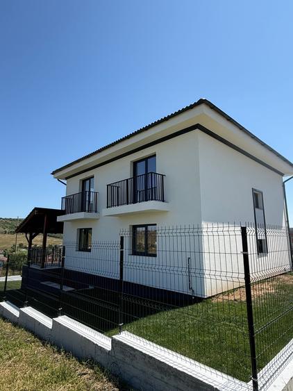 Casă cu 3 camere în Central
