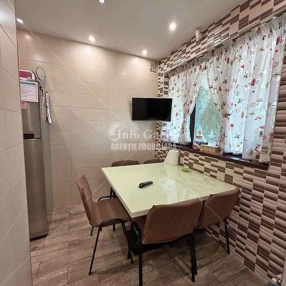 Apartament cu 6 camere decomandat în Faleză