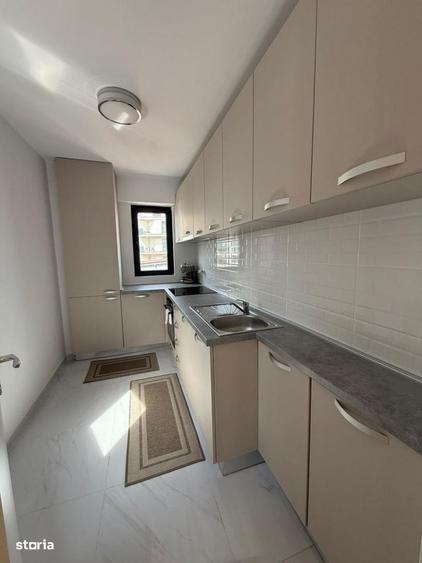 Apartament cu 3 camere, mobilat în Băneasa