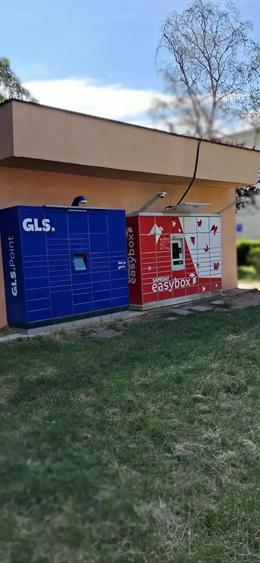 Spațiu comercial, de 40 mp, în Tractorul