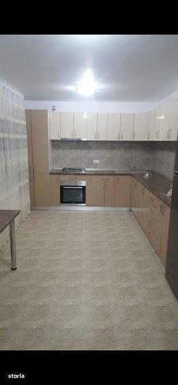 Casă cu 4 camere în Chiajna