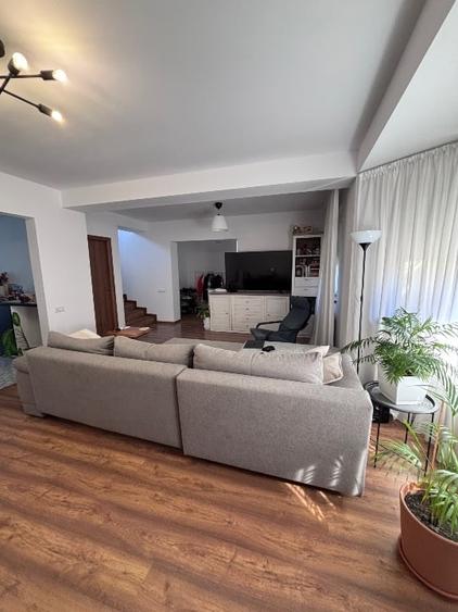 Duplex cu 4 camere cu Canalizare în Rahova