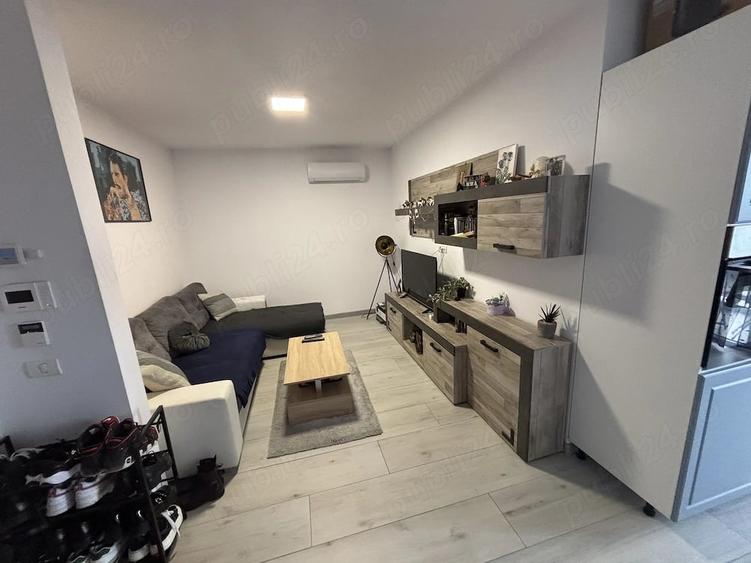 Apartament cu 2 camere decomandat în Central