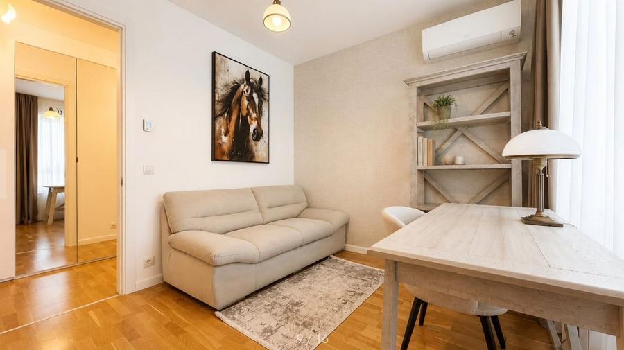 Apartament cu 3 camere decomandat, mobilat în Agronomie