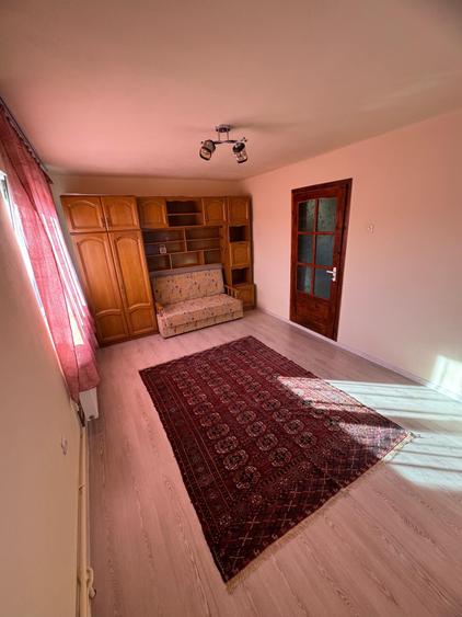 Casă cu 4 camere cu Teren 400 Mp în Huedin
