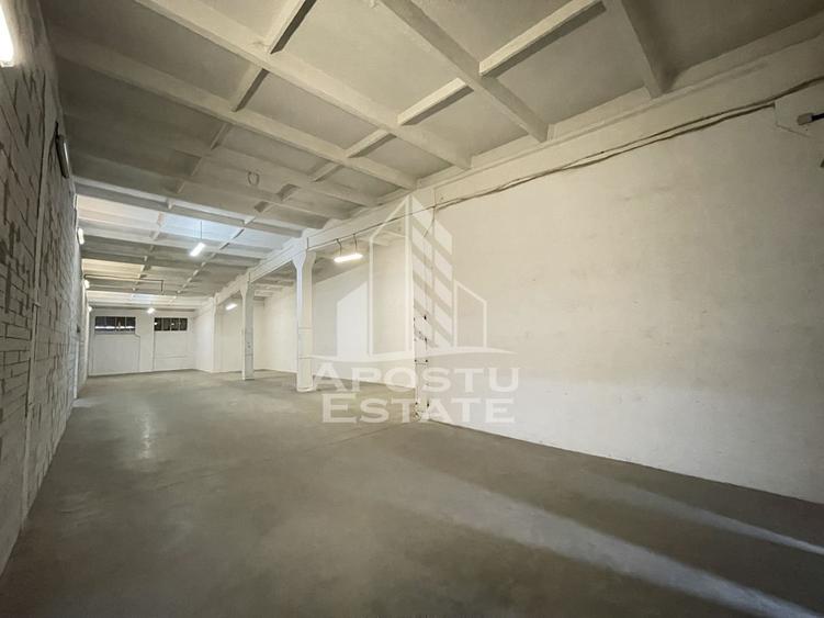 Spațiu industrial, de 670 mp, în Semicentral