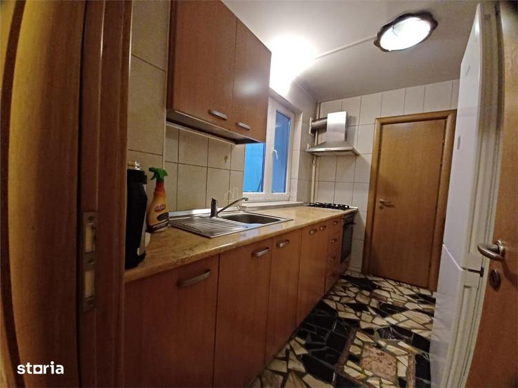 Vanzare Apartament 3 camere - Piata Victoriei Sfin5 - 6