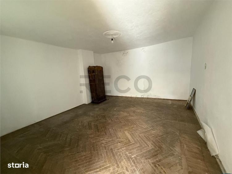 Casă cu 3 camere în Central