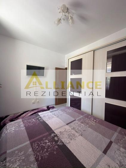 Apartament cu 2 camere decomandat în Ozana
