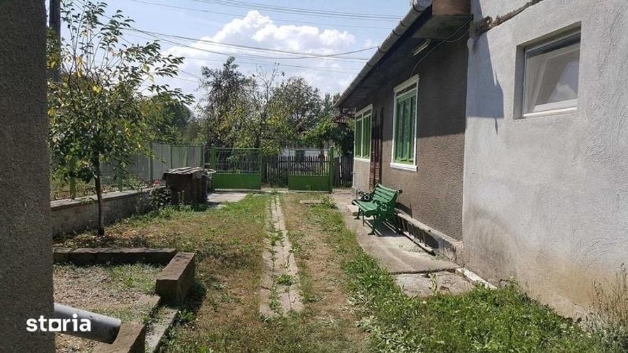 Casă cu 3 camere cu Teren 80 Mp în Central