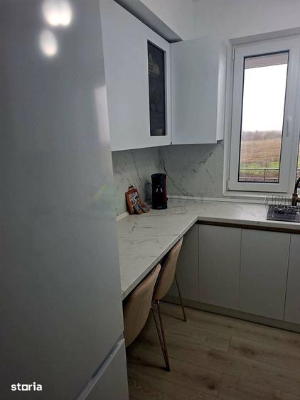 Apartament cu 2 camere semidecomandat în Tunari