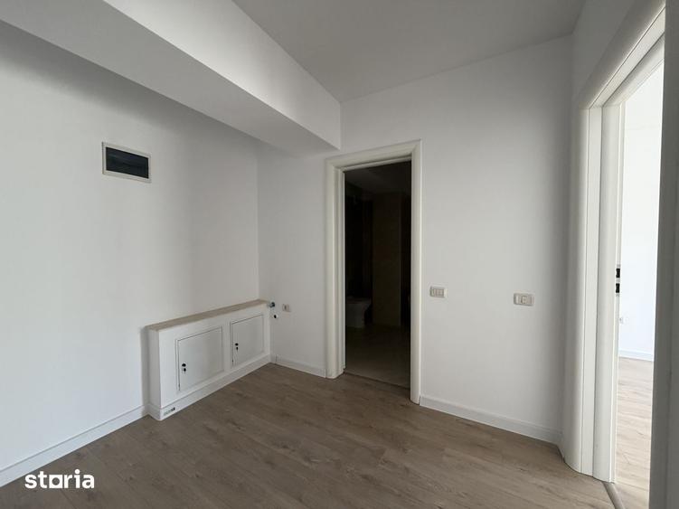 Apartament cu 4 camere în Pieptănari