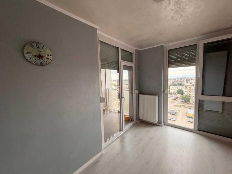 Apartament cu 2 camere decomandat în Malul Mureșului