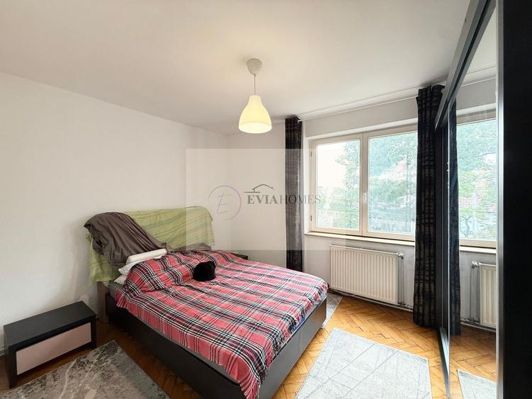 Apartament cu 3 camere semidecomandat, mobilat în Gheorgheni