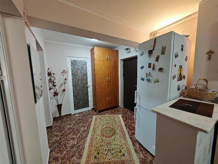 Inchiriem Apartament 2 Camere, Mobilat, Decomandat, Racadau - 14
