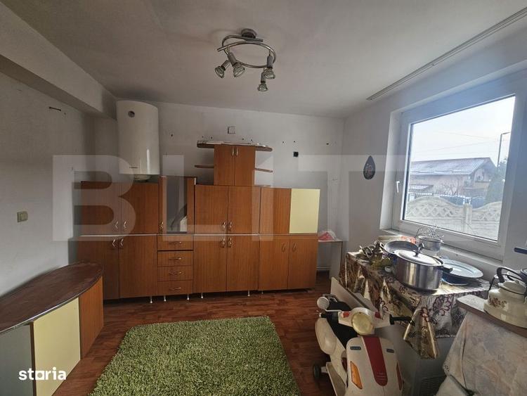 Casă cu 4 camere în Șimnicu de Jos