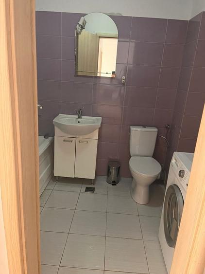 Apartament cu 2 camere decomandat în Roșu