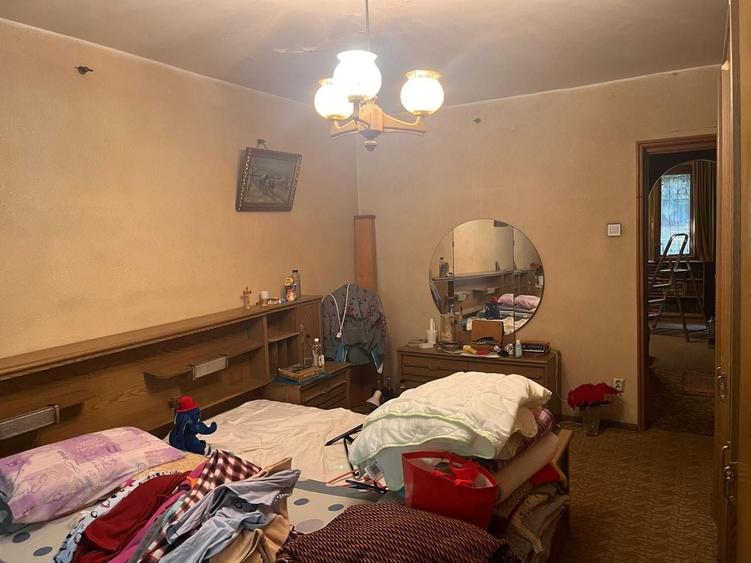 Apartament cu 3 camere decomandat în Tineretului