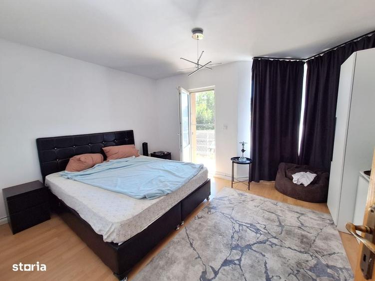 Casă cu 4 camere în CFR