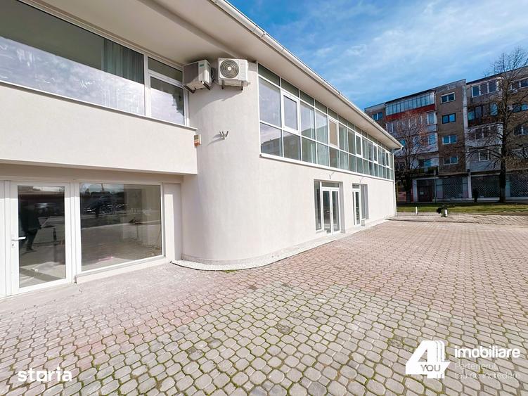 Spațiu comercial, de 400 mp, în Micălaca