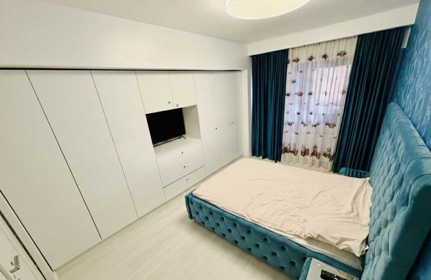 Apartament cu 3 camere decomandat în Ultracentral