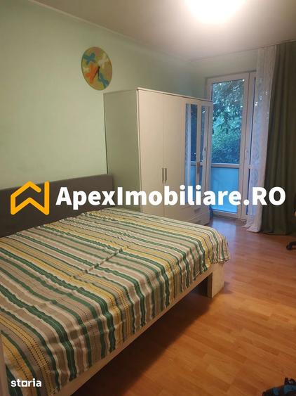 Apartament cu 2 camere semidecomandat în Berceni