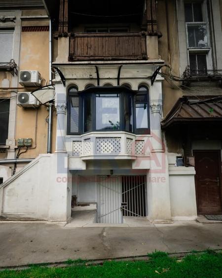 Apartament cu 5 camere decomandat în Parcul Carol