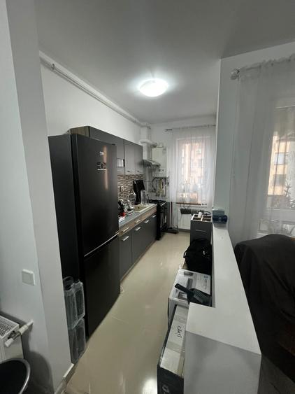 Apartament cu 2 camere decomandat în Militari