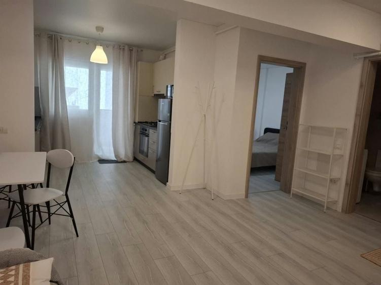 Apartament cu 2 camere semidecomandat în Central