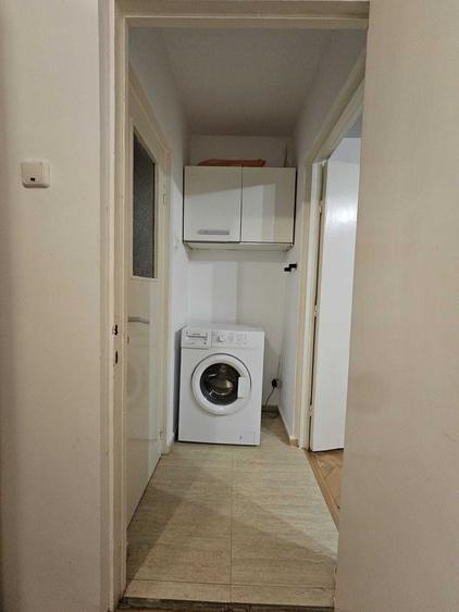Apartament cu 2 camere semidecomandat în Florilor