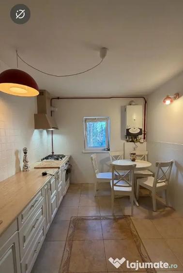 Apartament cu 3 camere decomandat în Obcini