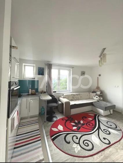 Apartament cu 2 camere semidecomandat, mobilat în Gheorgheni
