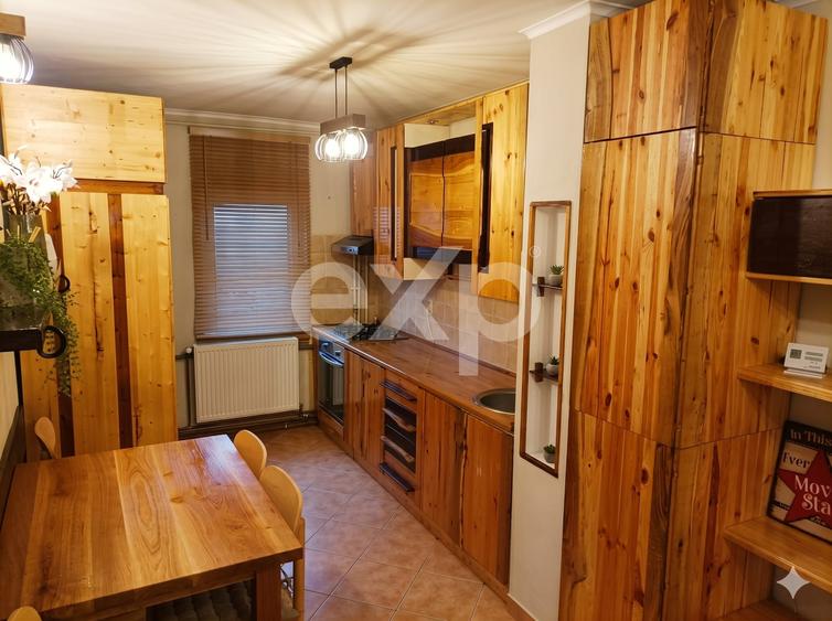 Apartament cu 4 camere decomandat, mobilat în Mănăștur