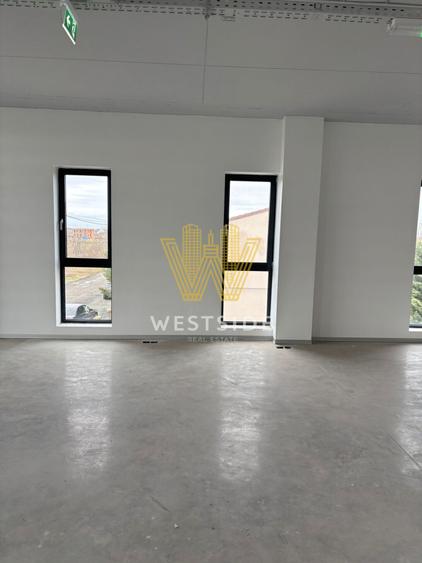 Spațiu comercial, de 723 mp, în Moșnița Nouă
